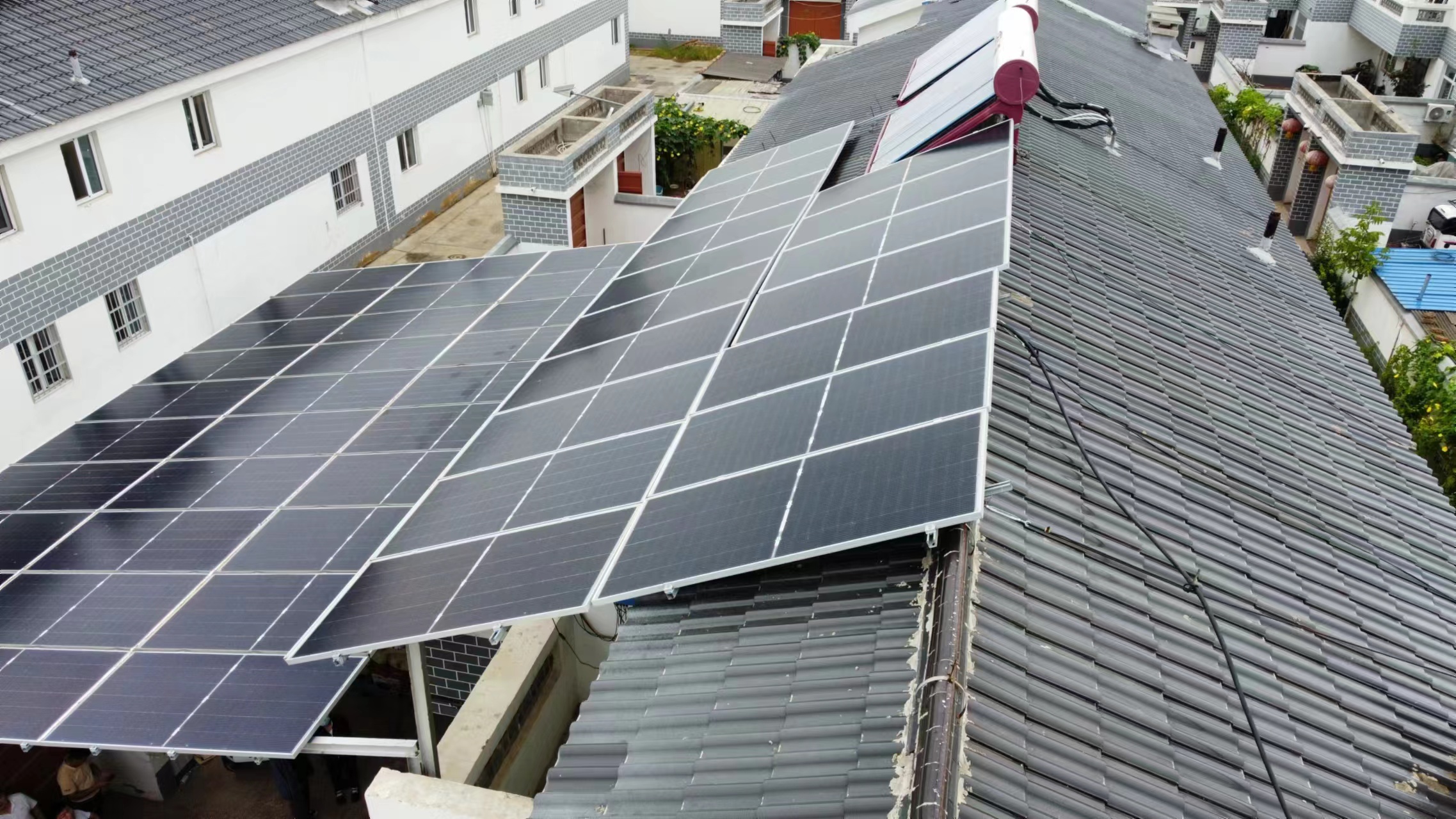 辽宁省鞍山市分布式户用48.7kw项目.jpg